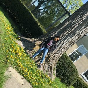 Meet your Posher, Claudia